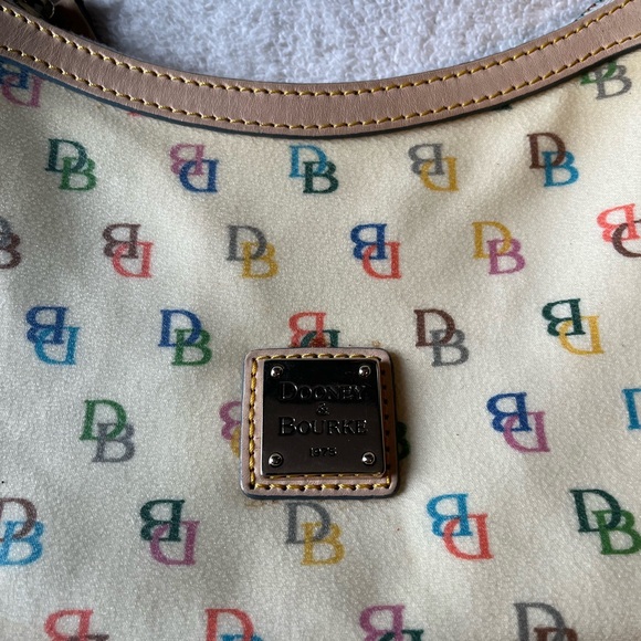 Dooney & Bourke 1975 vintage handbag. Logo, pale yellow. Excellent condition - Picture 2 of 12